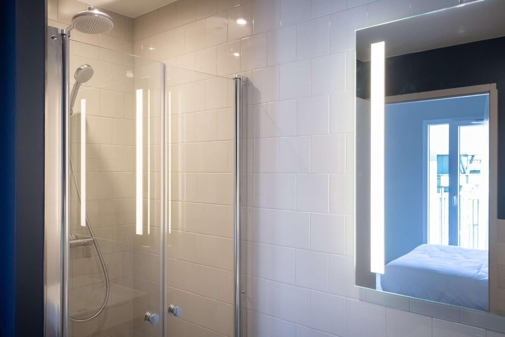 Best Western 11Bauer Paris Saint-Ouen Екстериор снимка